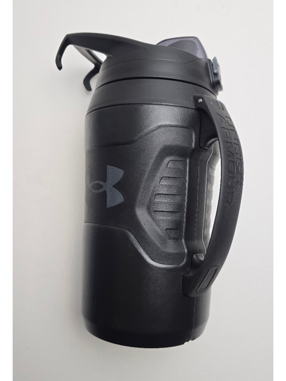 Under Armour Playmaker 64 oz. Insulated Water Jug